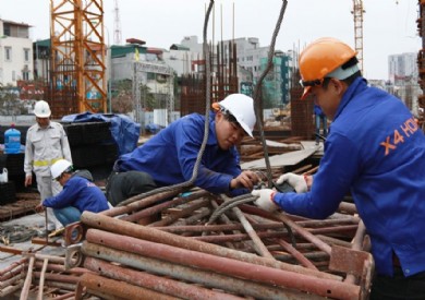 Xây dựng dự án Bộ luật Lao động: Sẽ có tiêu chí mới cho “mức lương tối thiểu”
