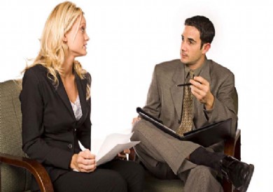 Phó Giám đốc nhân sự có được kiêm kế toán trưởng?