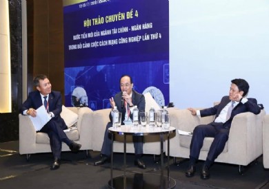 Giải pháp chuyển đổi số ngành tài chính dựa trên công nghệ AI và Blockchain
