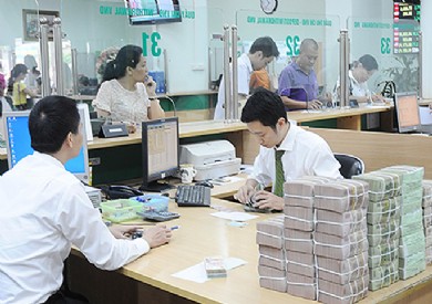 Bãi bỏ 11 Nghị định về quản lý lao động, tiền lương, tiền thưởng từ 15/4/2025
