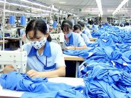 Tăng mức đóng BHXH: 371.000 người lao động có nguy cơ mất việc?