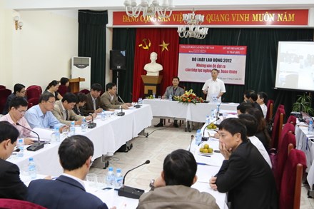 Hội thảo: Bộ luật Lao động 2012 - Những vấn đề đặt ra cần tiếp tục nghiên cứu, thảo luận
