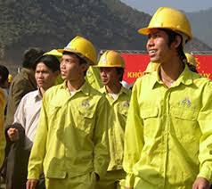 THỰC TRẠNG VÀ GIẢI PHÁP VỀ PHÁT TRIỂN NHÂN LỰC VIỆT NAM