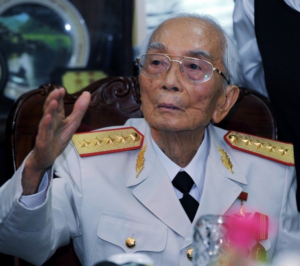 Đại tướng Võ Nguyên Giáp với Liên hiệp các Hội Khoa học và Kỹ thuật Việt Nam 